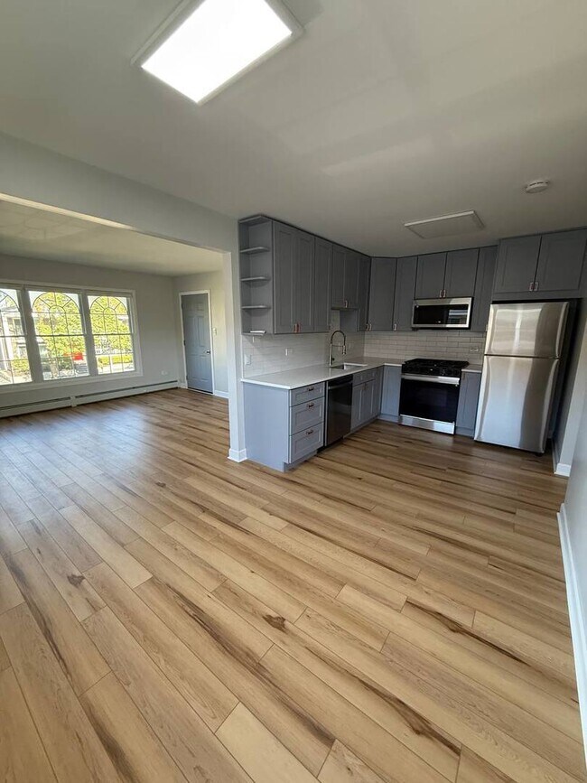 Building Photo - 4508 Elm Ave