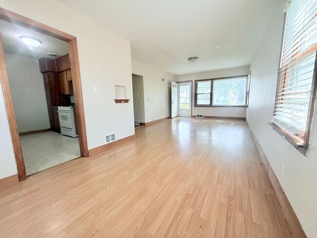 Foto del edificio - 3-Bed House in Waterloo