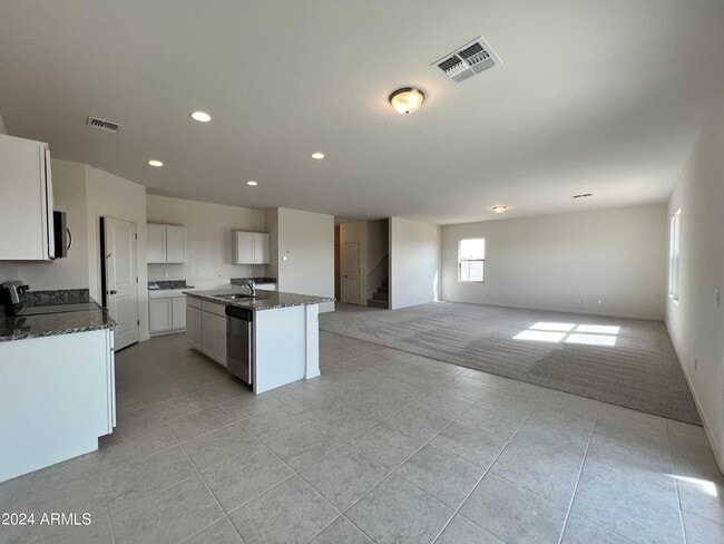 Building Photo - 2449 E Alonso Dr