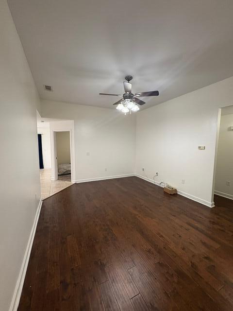 Foto del edificio - 3157 Forrest Ave