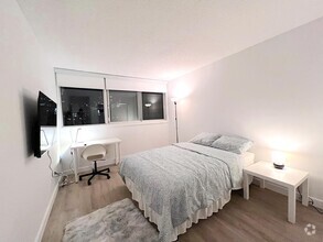 Building Photo - Deluxe Room - Maisonneuve