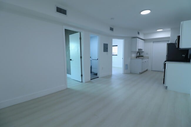 Foto del edificio - 1814 NW 2nd Ct