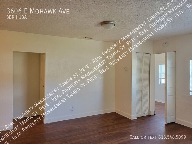 Building Photo - ***SECTION 8 HOUSNG***