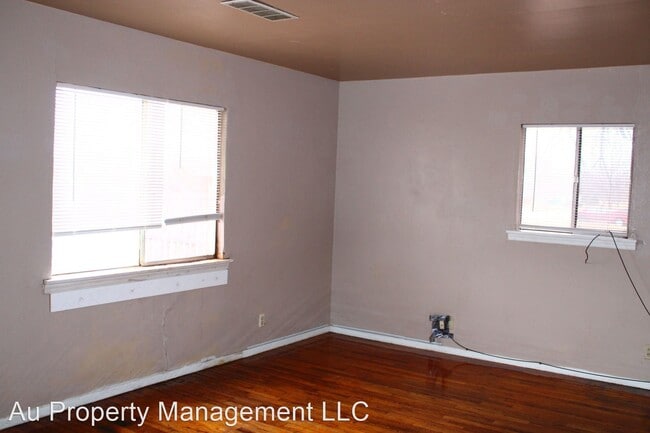 Building Photo - 2 br, 1 bath House - 500 9th Ave