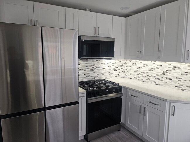 Foto del edificio - 808 Indian Rd