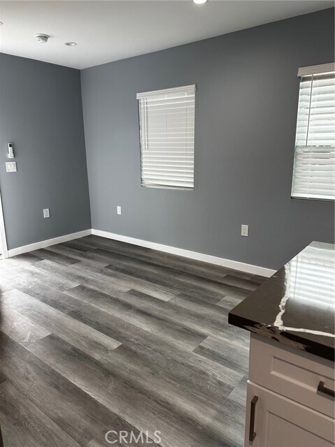 Foto del edificio - 15508 Halcourt Ave