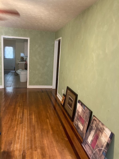 Living Room - 2001 Patterson Ct