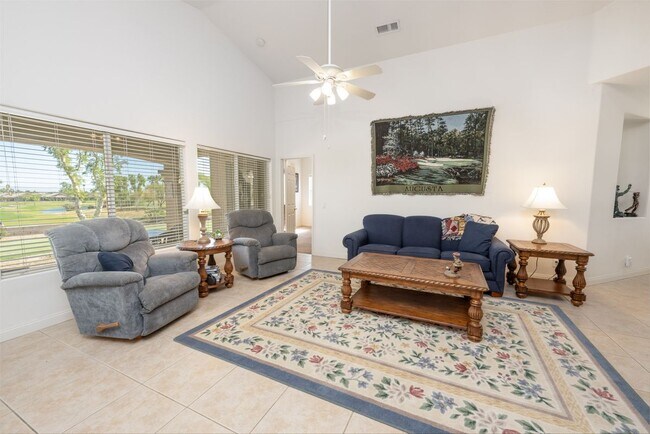 Foto del edificio - 45138 Banff Springs St