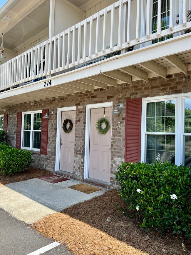 Facade - 274 Fleming Rd