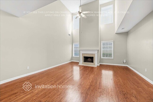 Foto del edificio - 3422 Rustic Trail Ln NE
