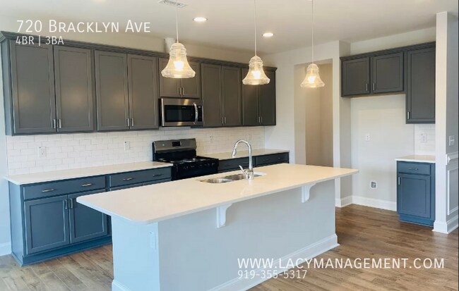 Foto del edificio - 720 Bracklyn Ave