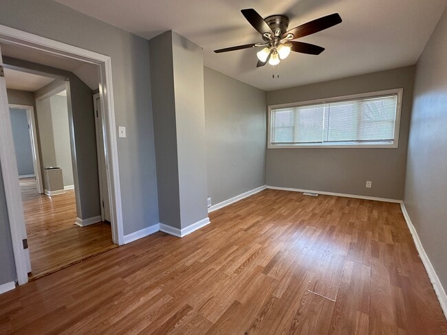 Photo - 1009 N Parkside Ave Apartment