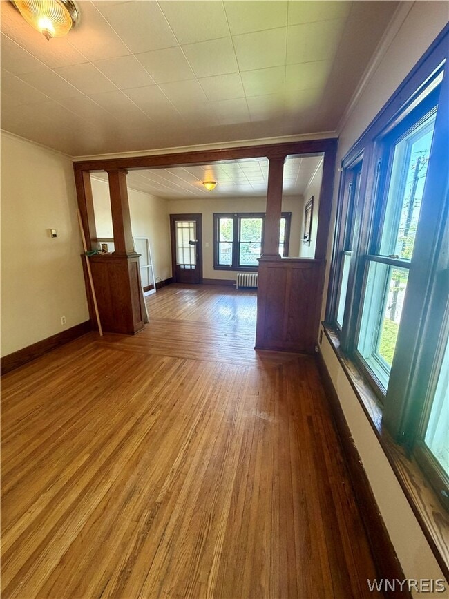 Building Photo - 455 24th St
