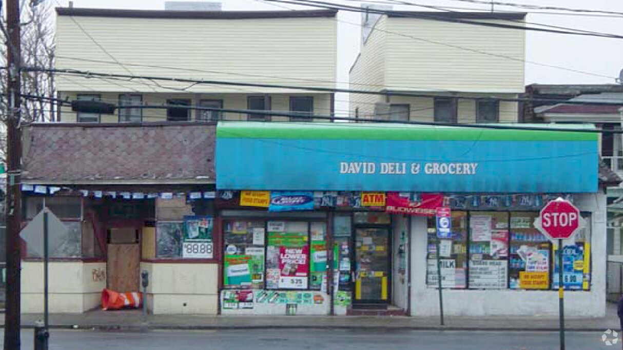 Foto principal - 112-30 Rockaway Beach Blvd