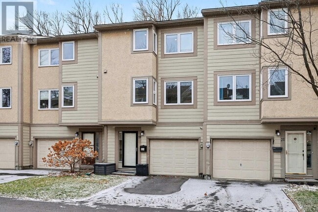 Building Photo - 19 Peary Way