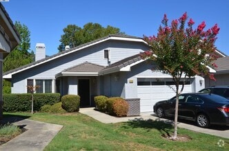 Building Photo - 7879 Cypress Creek Ct
