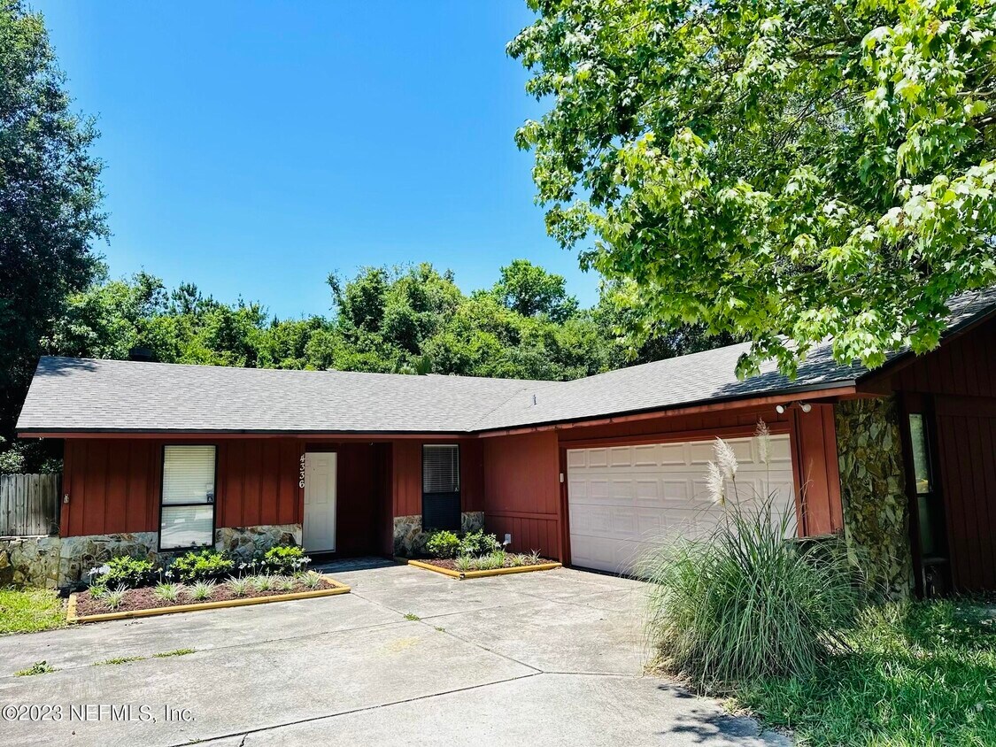 Foto principal - 4336 Whispering Inlet Dr