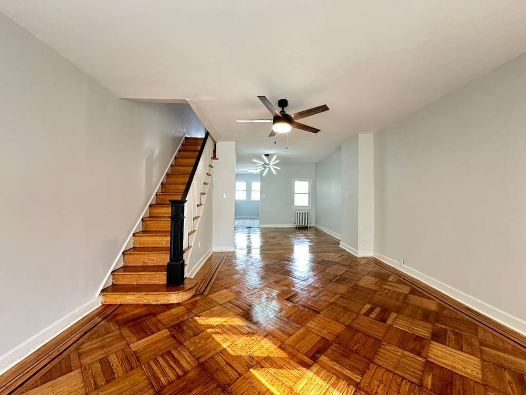 Foto principal - 439 N Daggett St