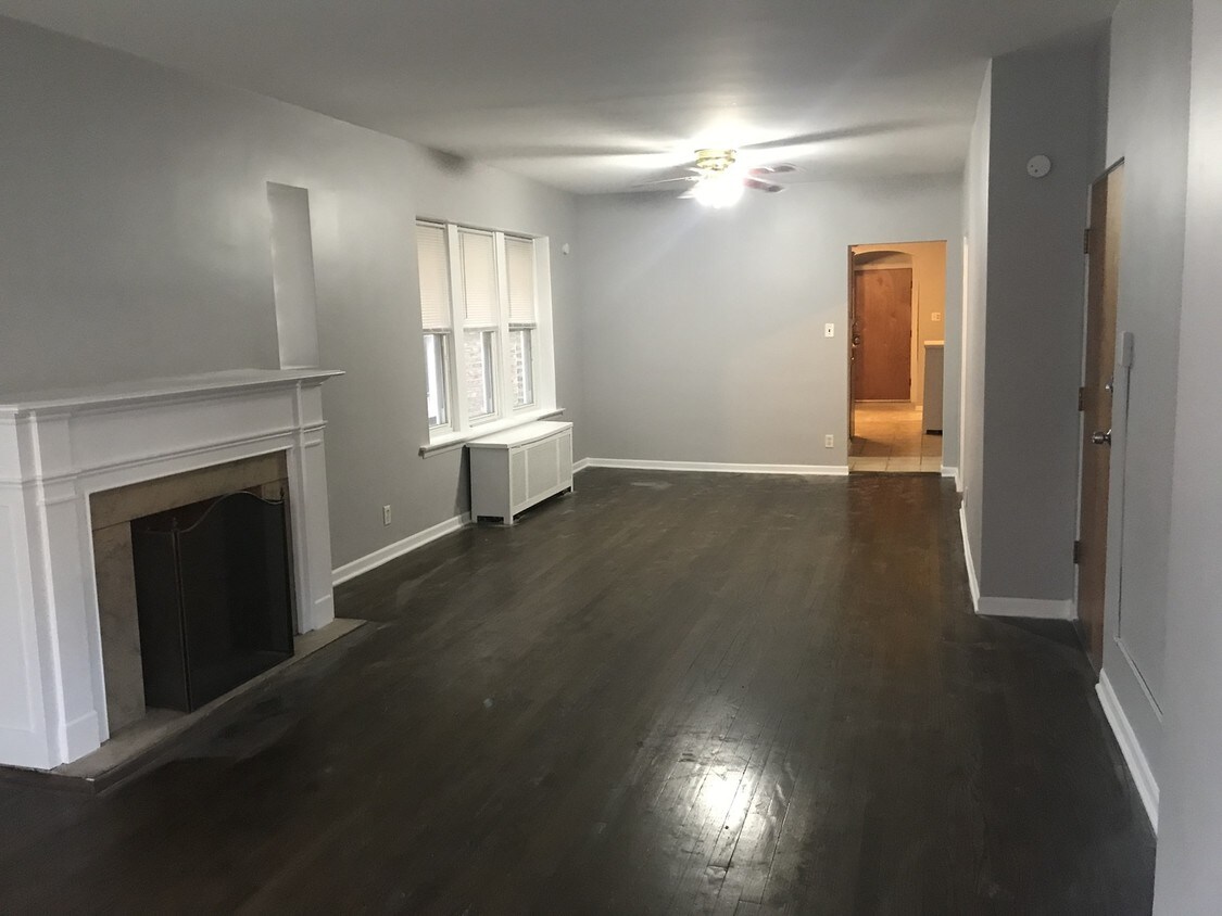 2232 Ridgeland Ave, Berwyn, IL 60402 Room for Rent in Berwyn, IL