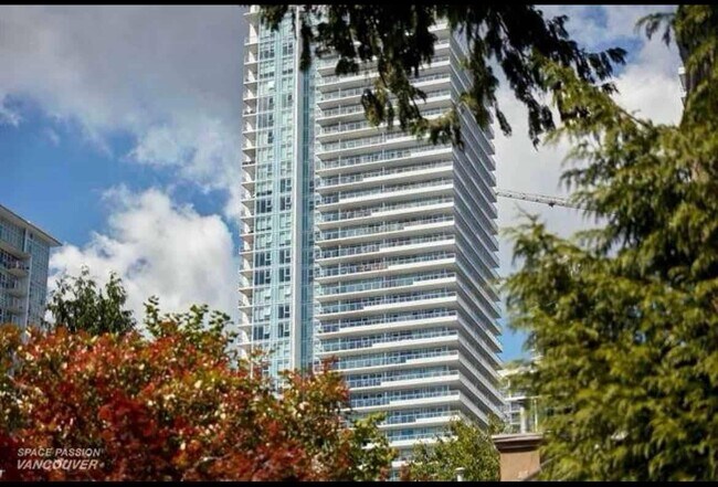 Building Photo - 657 Whiting Way