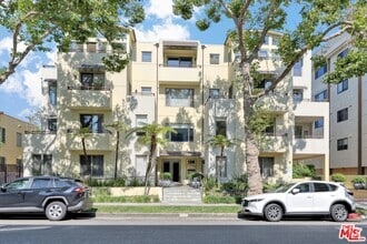 Building Photo - 130 N Swall Dr