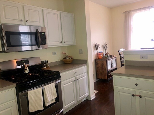 Foto del edificio - 510 Heritage Ct