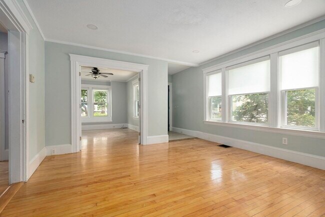 Foto del edificio - 725 Watertown St