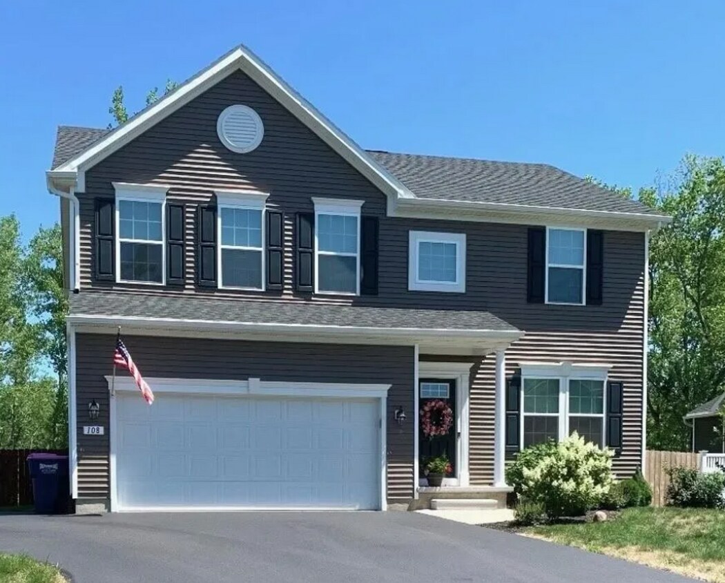 Foto principal - Beautiful 4-bedroom house in Baldwinsville