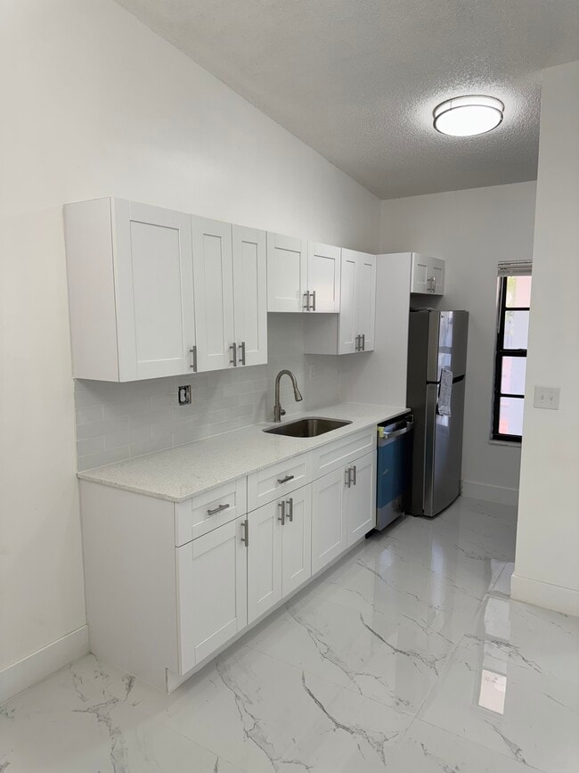 Foto del edificio - 7445 SW 153rd Pl