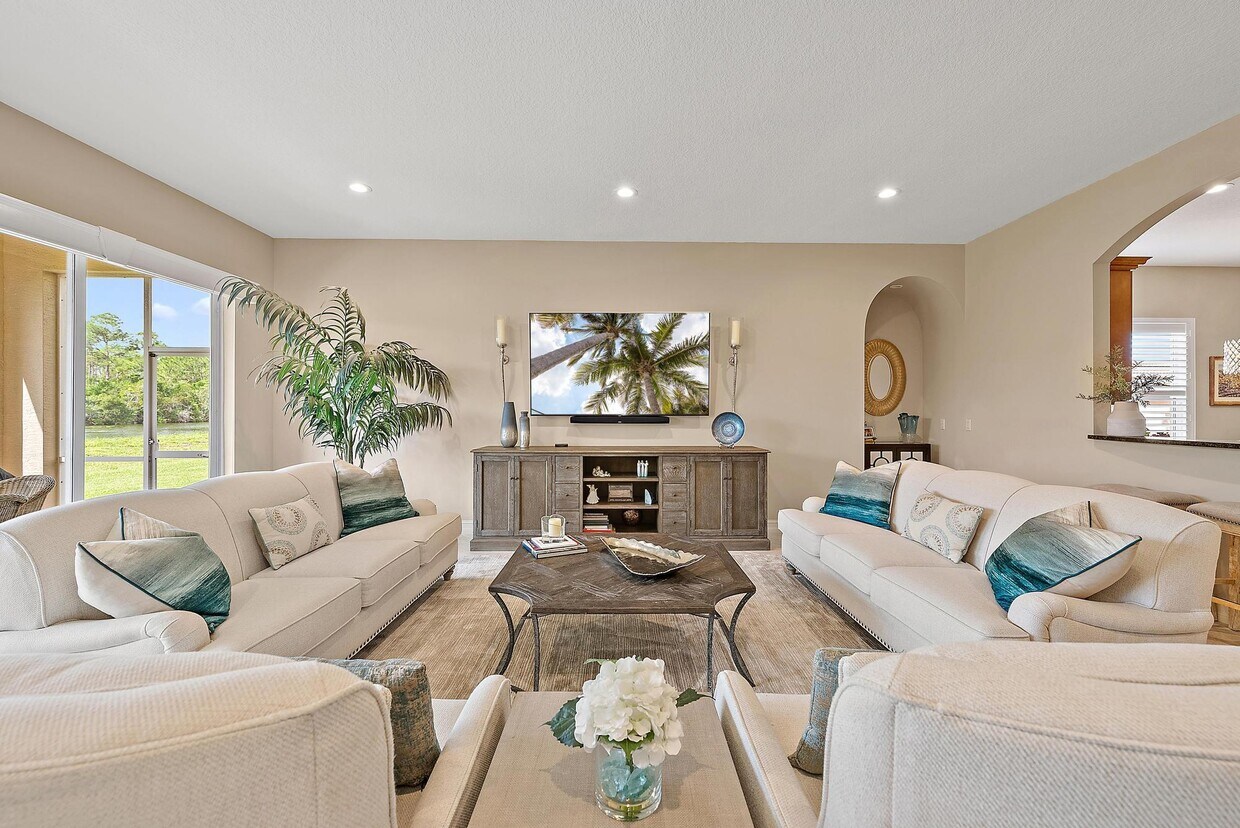 Foto principal - 10236 Orchid Reserve Dr