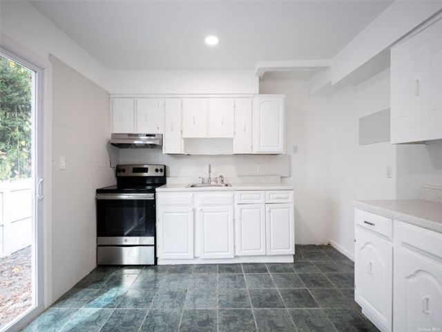 Building Photo - 17 Sagewood Dr