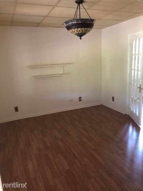 Building Photo - 1099 Bear Creek Blvd