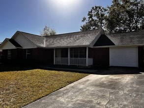 Building Photo - 160 Waters Ave
