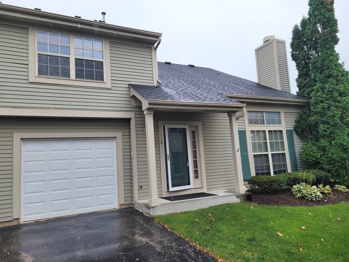 1121 N Knollwood Dr, Palatine, IL 60067 Townhome Rentals in Palatine