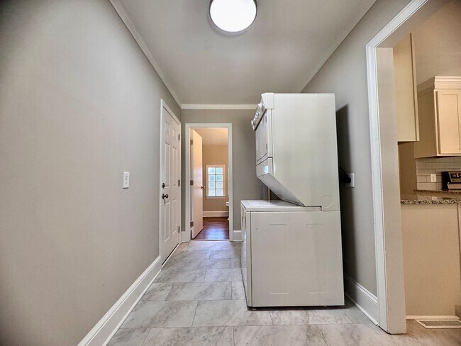 Foto del edificio - Beautiful 2BR Butner Home