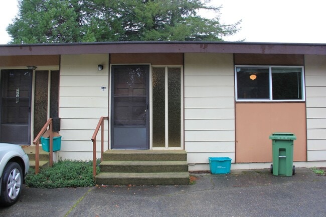 Building Photo - 1432