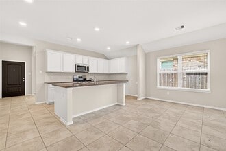 Building Photo - 2754 Little Caney Way