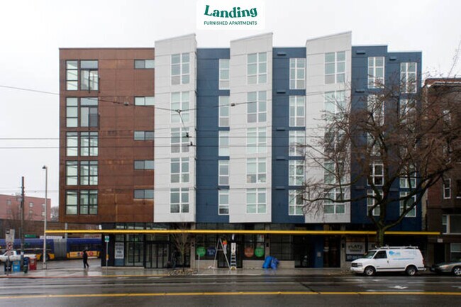 Foto del edificio - 3028 1st Ave