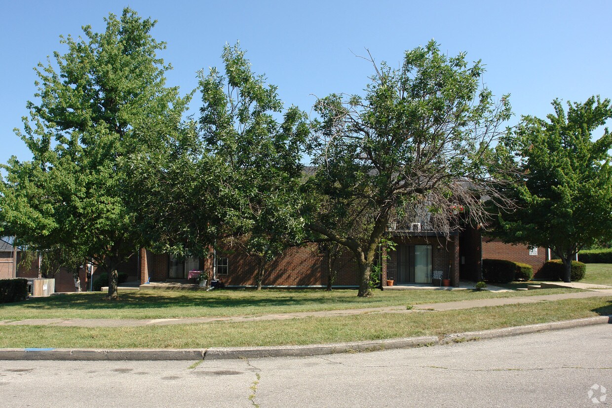 Foto del edificio - 1242 Village Dr