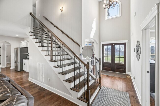 Building Photo - 8325 Turnbull Dr