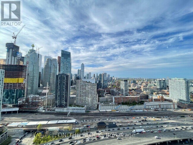 Building Photo - 28 Freeland St