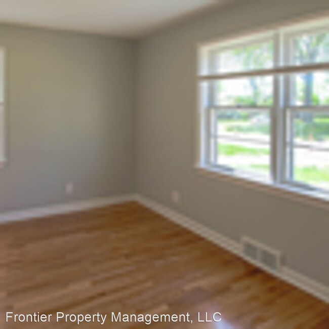 Building Photo - 2 br, 1 bath House - 1125 Waldorf Dr