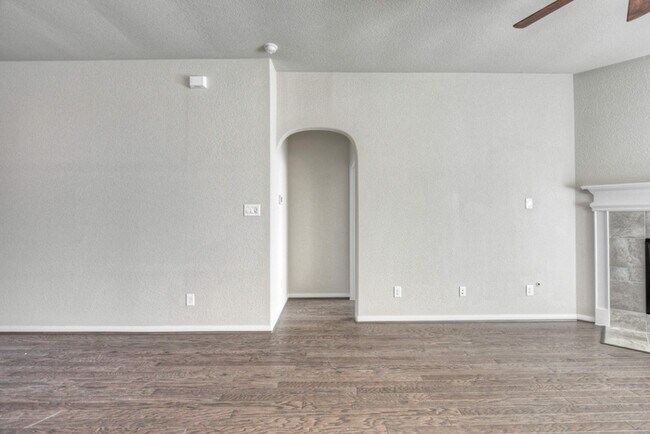 Building Photo - 21227 Flowering Dogwood Cir