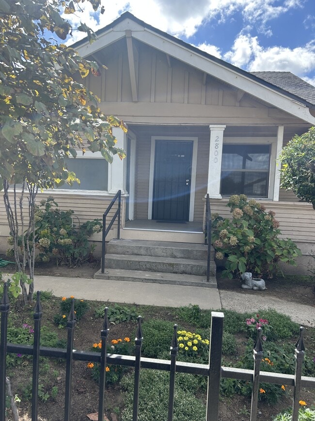 Foto del edificio - 2800 Ross Ave