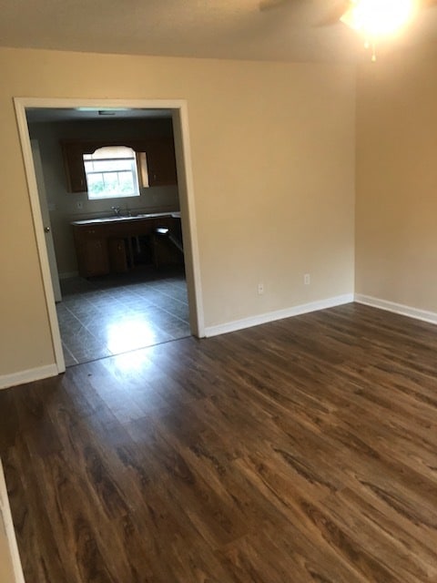Building Photo - 142 Ashberry Dr