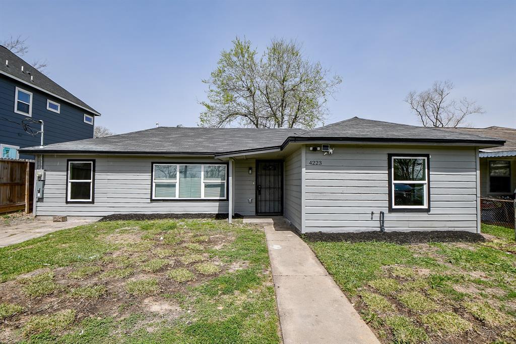 Foto principal - 4223 Elmwood St