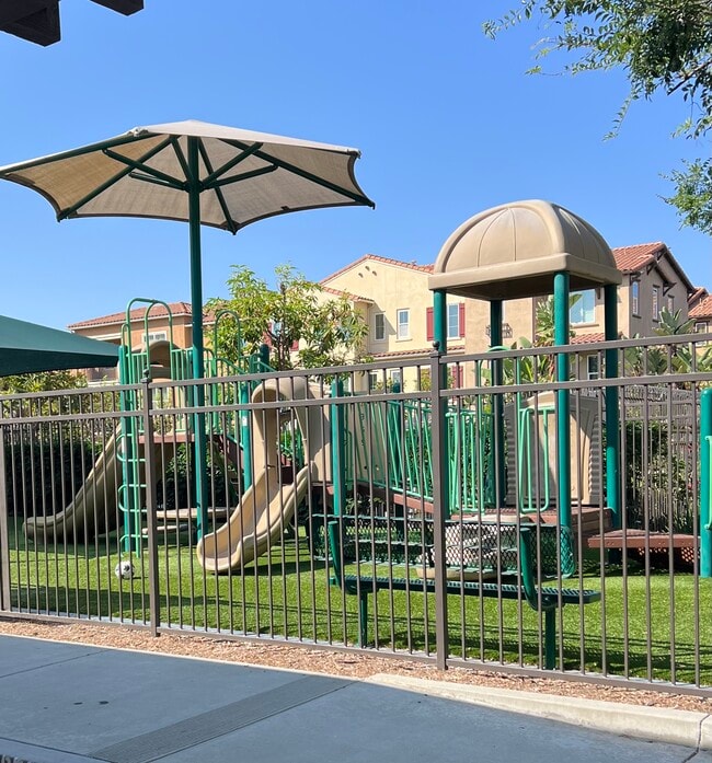 Foto del edificio - 23 Quinn Way