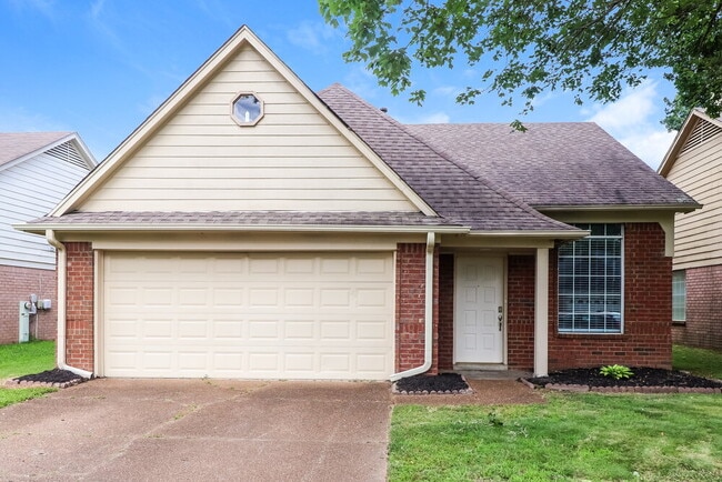 Building Photo - 2268 Lake Hill Ct