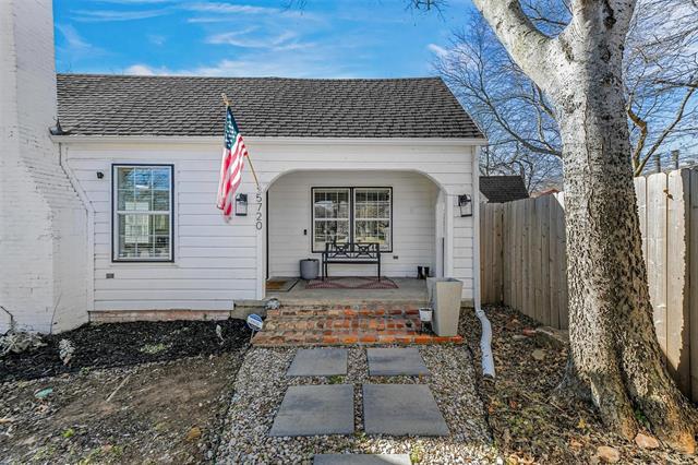 Foto principal - 5720 W Arkansas Ln