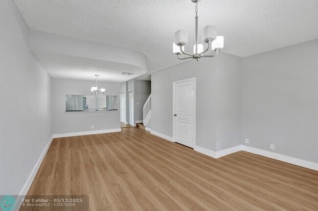Foto del edificio - 4903 SW 31st Terrace